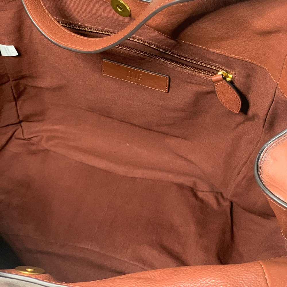 FRYE MADISON SHOULDER NWT. Cognac Brown - Picture 5 of 8